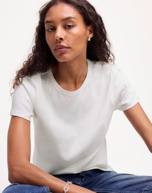 Person wearing the t-shirt